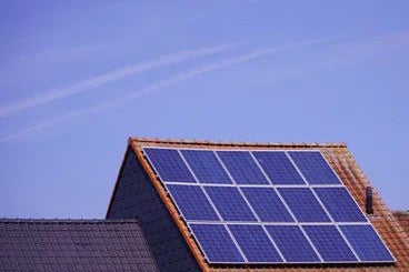 Connection method of solar inverter