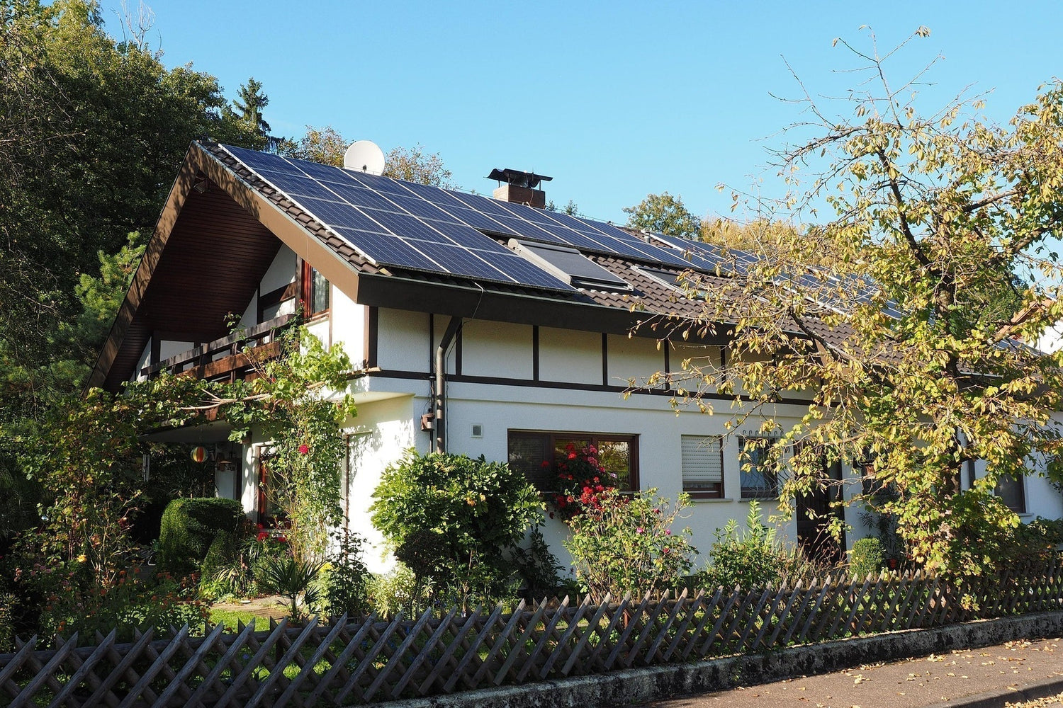 Build Your Own Green Energy System with POWLAND – Reliable, Smart, and Built to Last